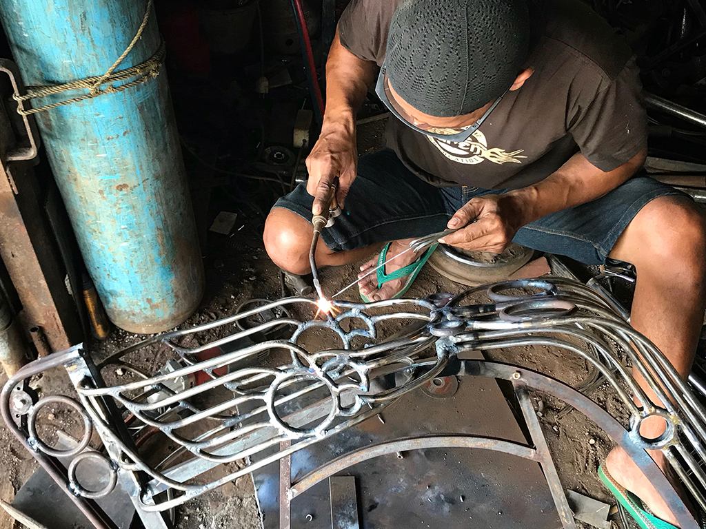 Welding the arm rests