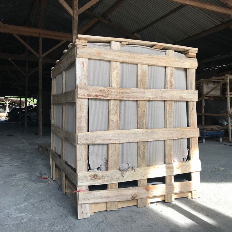 Wooden cargo container